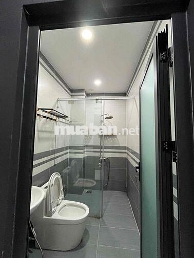 PHÒNG BAN CÔNG SIÊU ĐẸP, SẴN NỘI THẤT NHƯ ẢNH, AN NINH,KHÔNG CHUNG CHU