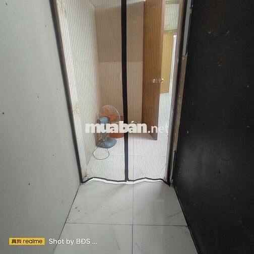 Phòng cấp bốn 33m2 1pn kín, 1pn hở gần chợ Hiệp Bình 2.5triệu