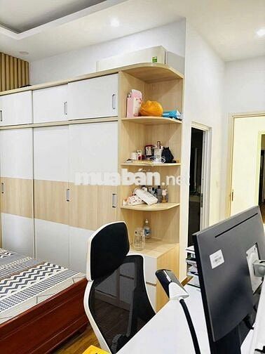 NHÀ TRỆT 2 LẦU HẺM XE TẢI GẦN CHỢ HIỆP BÌNH