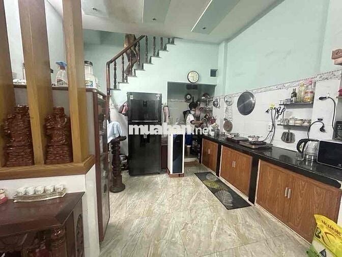 NHÀ BÁN HẺM XE HƠI - KHU DÂN TRÍ NGAY ĐẠI HỌC GIAO THÔNG VẬN TẢI- 2 TẦ