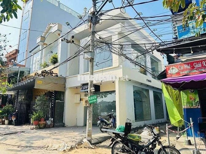 Cho thuê nhà mặt tiền đường huỳnh cương, kế hồ xáng thổi