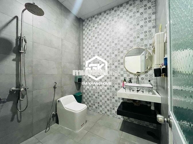 NHÀ NGUYÊN CĂN 3 PHÒNG NGỦ FULL NỘI THẤT ĐƯỜNG OTO LUƠNG ĐỊNH CỦA PHƯỜ