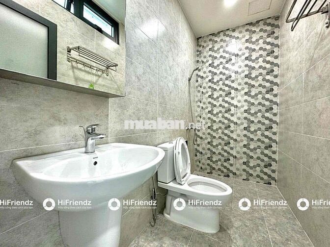 Cho Thuê Nguyên Tầng 2PN 60m2 Balcon Lớn Tách Bếp Ngay Lý Thường Kiệt