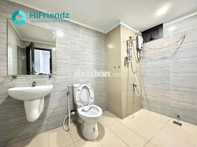 PHÒNG STUDIO TRỐNG SẴN MÁY LẠNH KỆ BẾP, Ở 3 NGƯỜI 3 XE, SÁT Q5,7