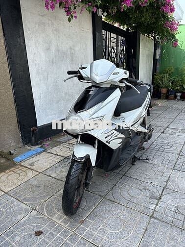 Honda Air Blade 110 màu trắng 2008 zin êm