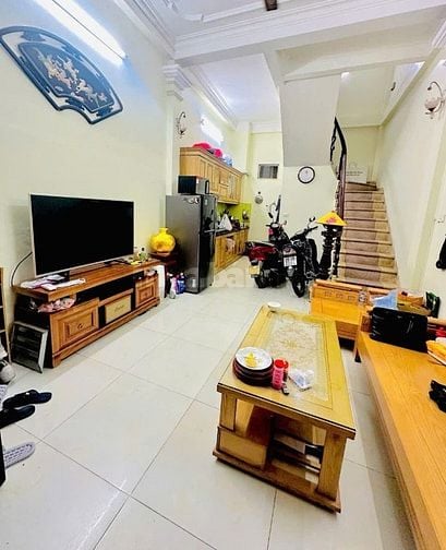 Bán nhà Võng Thị _ Ngõ Thông 30M Nhà dân xây chắc chắn Giá 6.8 tỷ MT 3