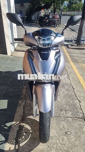 Bán lại xe ga honda sh 2018 xe đẹp