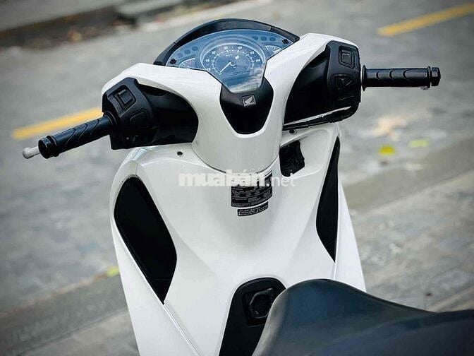 HONDA SH 125i HỖ TRỢ TRẢ GÓP