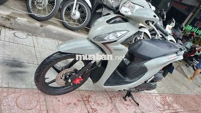 Bán Vison bản thể thao xe zin keng áo đẹp.