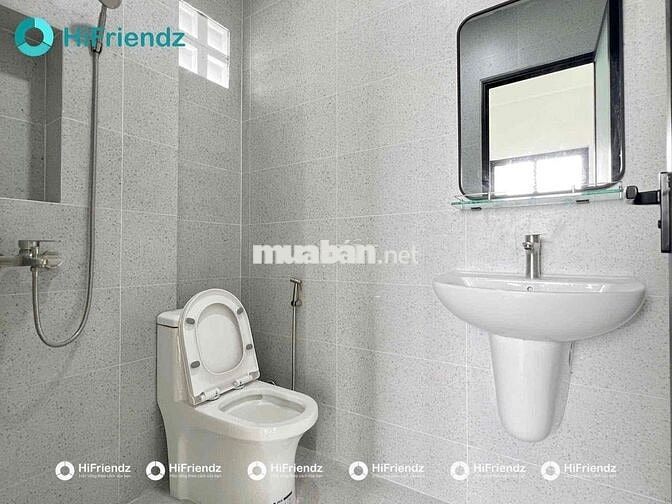 STUDIO BAN CÔNG NGAY LÀNG ĐẠI HỌC VỪA RA LÒ