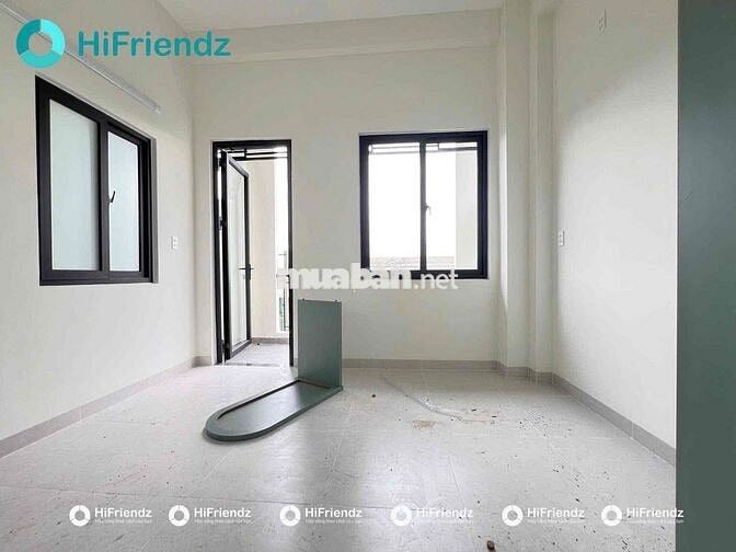 STUDIO BAN CÔNG NGAY LÀNG ĐẠI HỌC VỪA RA LÒ