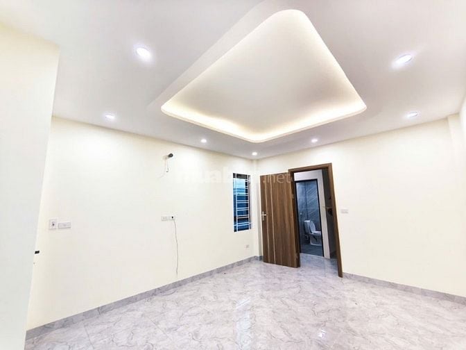 Bán nhà 6 tầng, Bát Khối, Thạch Bàn