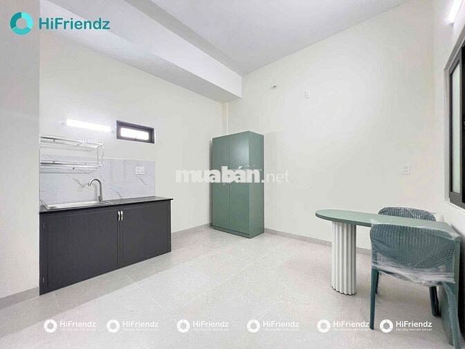 STUDIO BAN CÔNG NGAY LÀNG ĐẠI HỌC VỪA RA LÒ