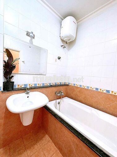 🏠 Cho thuê CHDV studio hoa lan bancol + bồn tắm 30m2 6🍠5