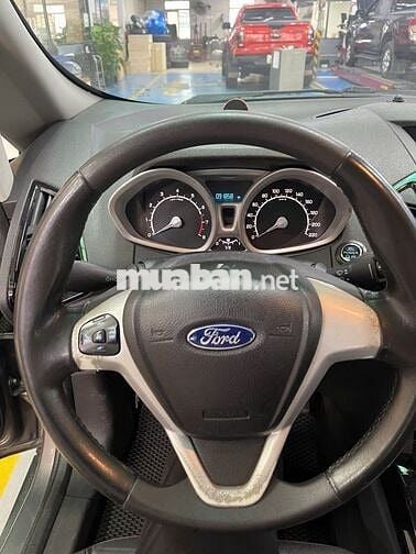 Ford EcoSport 2016 Titanium 1.5L AT - 93000 km