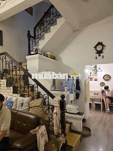 BÁN NHÀ  LÔ GÓC HOÀNG HOA THÁM - NGỌC HÀ– LÕI BA ĐÌNH-CHỈ 100M RA Ô TÔ