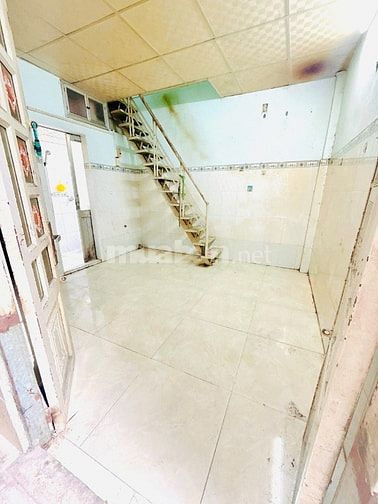 2,38 Tỷ Nhà Sổ Hồng Riêng sử dụng hơn 25m2 khu VIP P3Q8