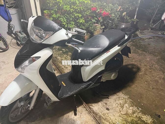 cần bán sh ý 2010 đầu số 100 xe máy bao êm