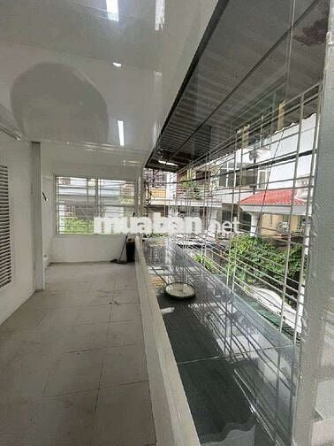 Tập thể phố Vạn Bảo Ba Đình siêu thuận tiện 76m 3pn đẹp giá 6.2 tỷ