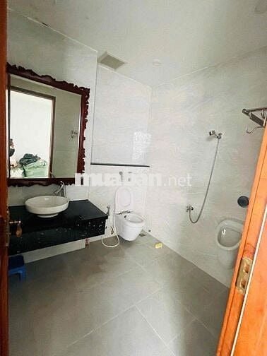 TÔI CHÍNH CHỦ [ 7x 25] 3 lầu 8PN,7WC,FULL NỘI THẤT,ĐƯỜNG ÔNG ÍCH KIÊM