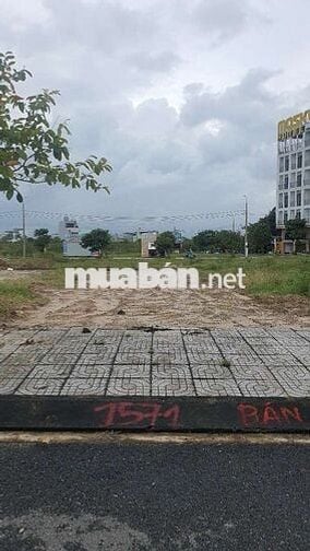 Cần Bán Vài Lô Đất Nền Đường Trung Lập 3, Giá Đầu Tư