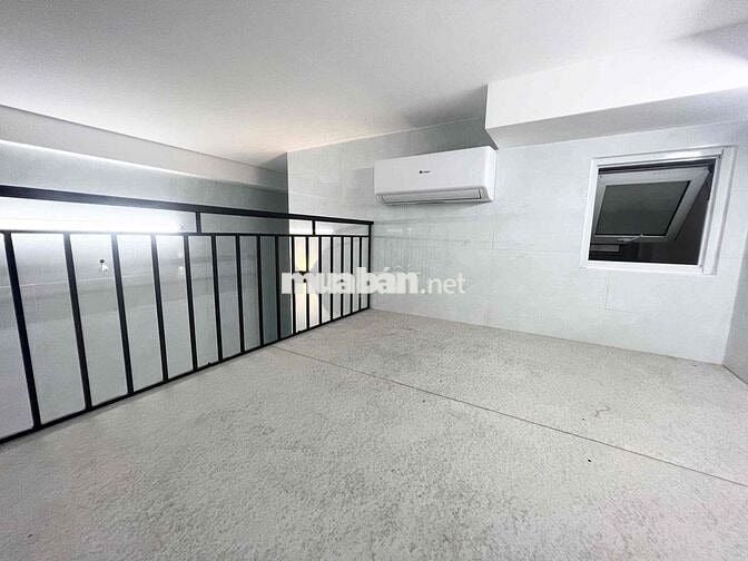 Phòng Mới, Đẹp Sẵn Máy Lạnh Gần SPKT Ngân Hàng