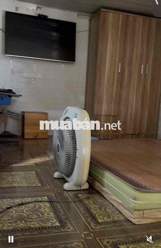 Nhà riêng chính chủ, xây cao có gác xép sân ngõ riêng