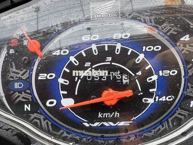 Thanh lý wave trắng dk 2024 odo chuẩn 5000km