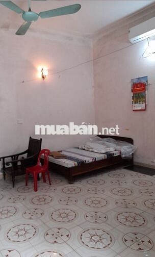 Cho thuê nhà 150m2 có vườn 2 phòng ngủ thôn Lực Canh, xã Đông Anh