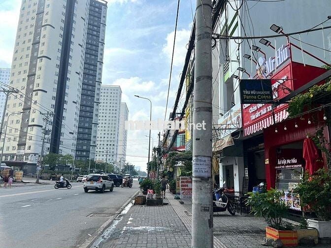 Cho Thuê nhà nguyên căn mặt tiền đường Cao Lỗ đối diên part mall