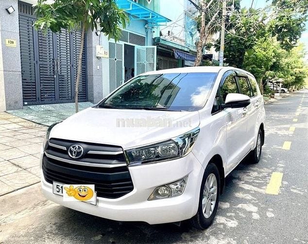 Bán Toyota INNOVA 2019 E xe gia đình Zin chính chủ