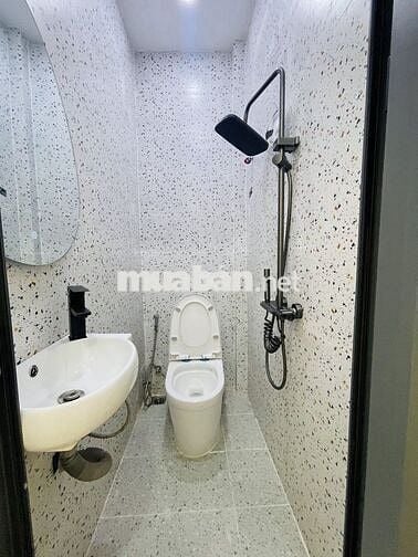 ☘️ VỊ TRÍ SIÊU HIẾM – NHÀ 2 TẦNG NHỎ XINH, TRUNG TÂM BÌNH THẠNH