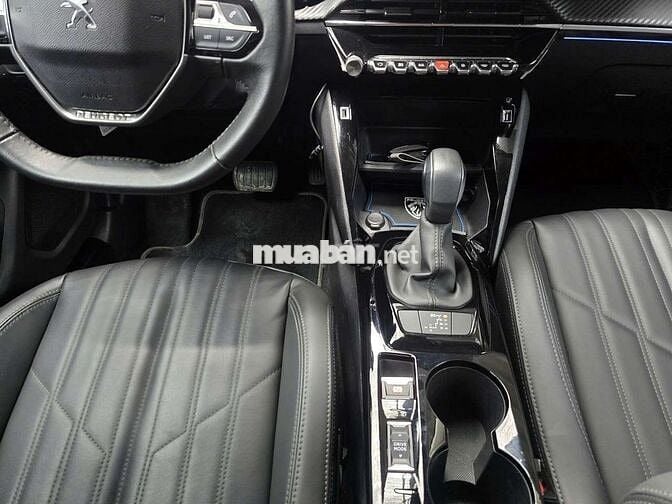 Peugeot 2008 2021 GT Line 1.2AT Turbo,màu xám