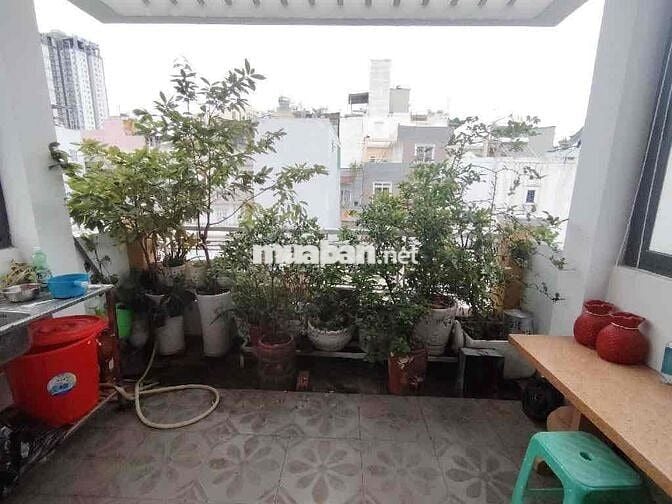 BÁN NHÀ TRUNG TÂM QUẬN 10 - 120,5M2 - 4 TẦNG MỚI ĐẸP Ở NGAY 👉 9,3 TỶ