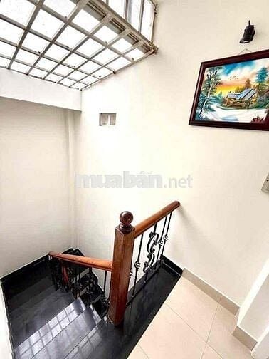 NHÀ 4 TẦNG,DTSD 120m2,3 PHÒNG NGỦ, HOÀ HƯNG, P.13, QUẬN 10