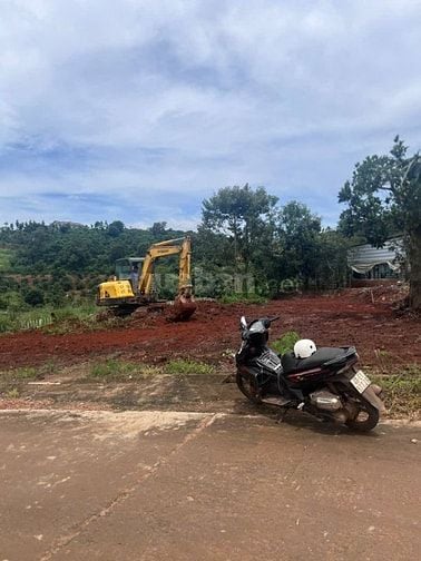 Cách DT725 900m, bán 576m2 đất Nam Ban, ngang 18m, SHR