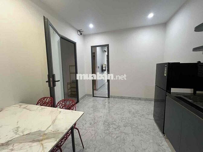 Cho thuê căn hộ 1 phòng ngủ ngay Sông Hàn- View sông