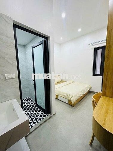 Bán Nhà Hồng Mai 23M x 5T Chỉ 4,5 Tỷ.10m ô tô, full nội thất, ở luôn