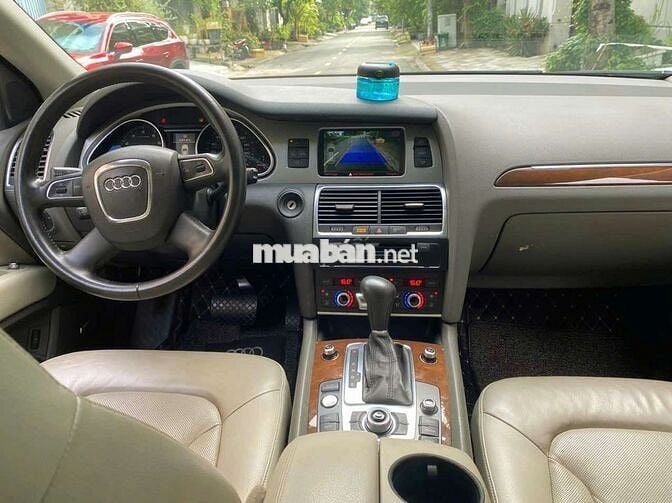 Cần bán xe AUDI Q7 QUATTRO