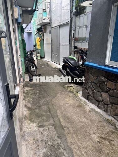Nhà hẻm 10m2, 1 phòng ngủ, đường Lê Quang Định, Q. Bình Thạnh