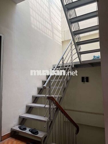 Nhà Vũ Xuân Thiều-Sài Đồng 50m2 x 4tầng dân xây oto đỗ cổng nhỉnh 6 tỷ