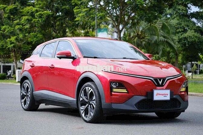 VF6 Plus màu đỏ xe GF