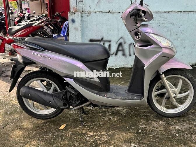 Xe vision đời 2013