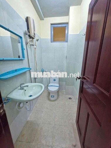 CHO THUÊ NHÀ TRUC CHINH KINH DOANH