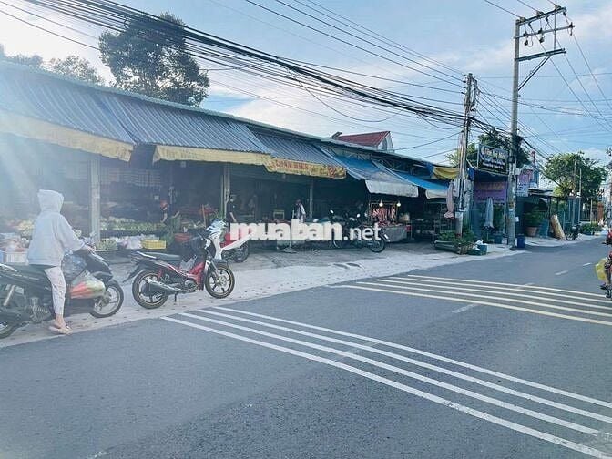 Đất 6x25 mặt tiền dx026 ngay chợ truờng học cấp 123 Phú  Mỹ