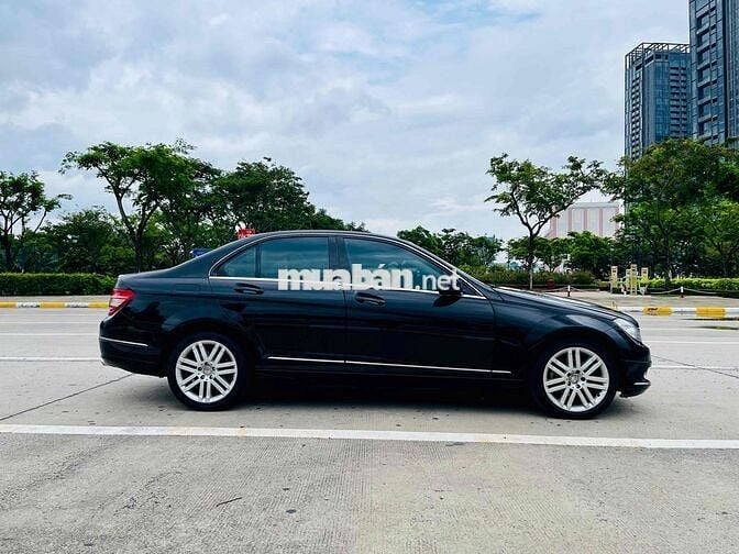 Cần bán Mercedes C230 sx2009 xe cực kì đẹp