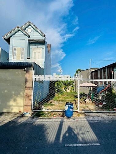 Đất 6x25 mặt tiền dx026 ngay chợ truờng học cấp 123 Phú  Mỹ