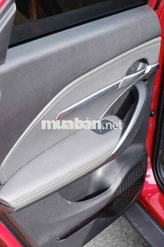 VF6 Plus màu đỏ xe GF