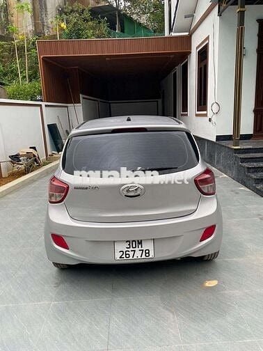 Huyndai i10 nhập khẩu màu zin không khoan đục