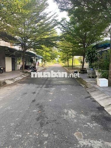 cần bán lô đất biệt thự khu 532 dt:150m2 đường 5,5m.